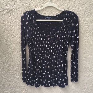 Casual long-sleeved American Eagle top